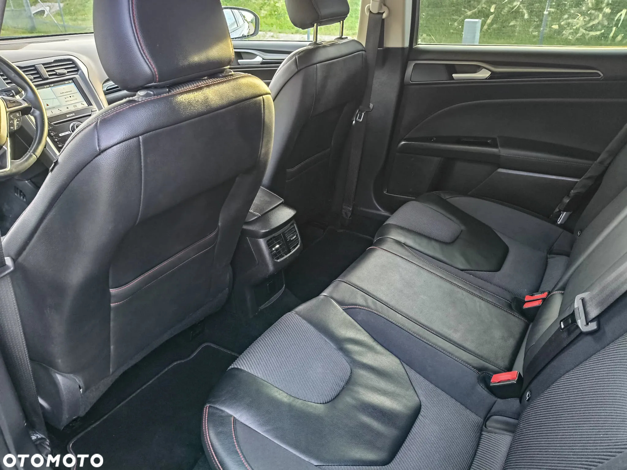 Ford Mondeo 2.0 TDCi ST-Line PowerShift - 9