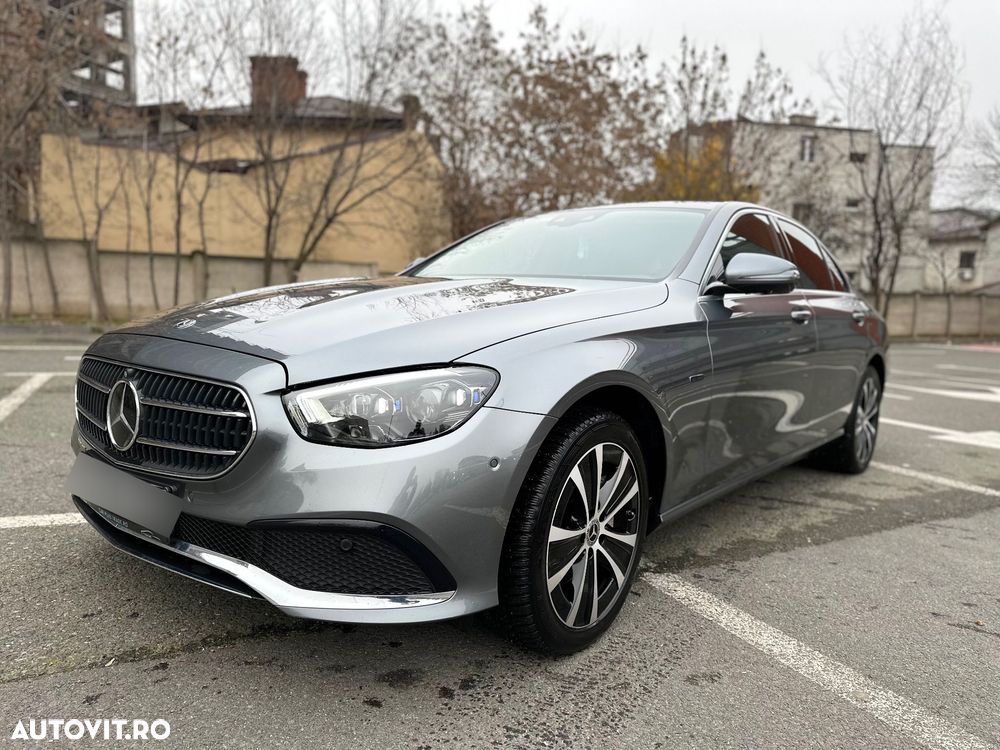 Mercedes-Benz E 300 de 4Matic T 9G-TRONIC - 2