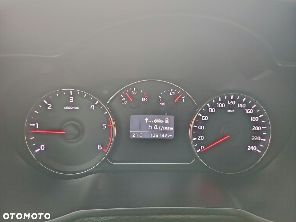 Kia Carens 1.7 CRDi M EU6 - 17