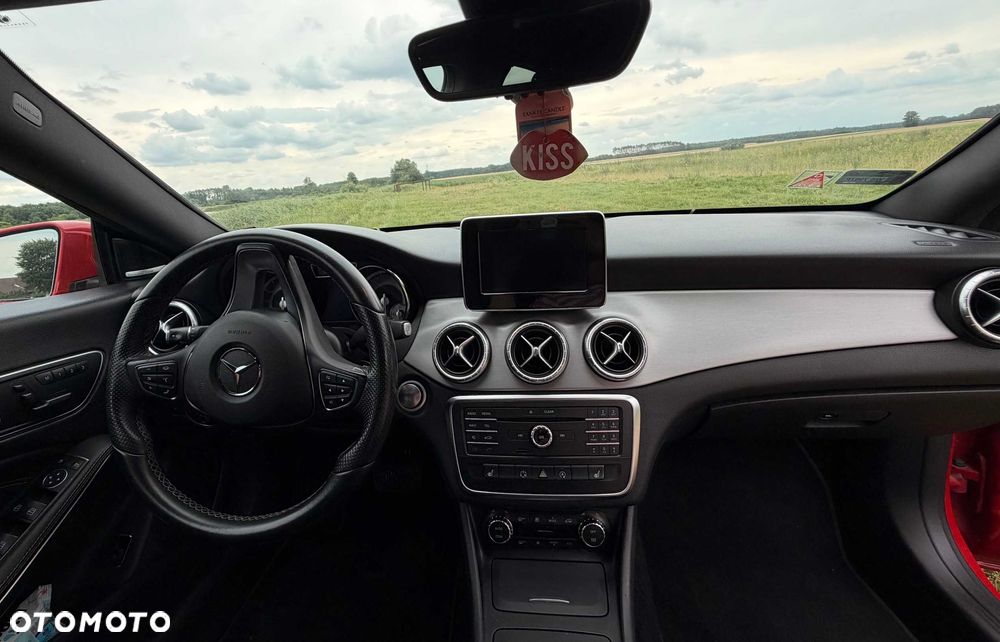 Mercedes-Benz CLA - 6