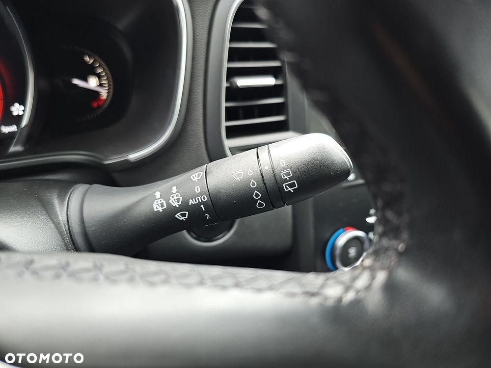 Renault Megane 1.3 TCe FAP Intens - 29