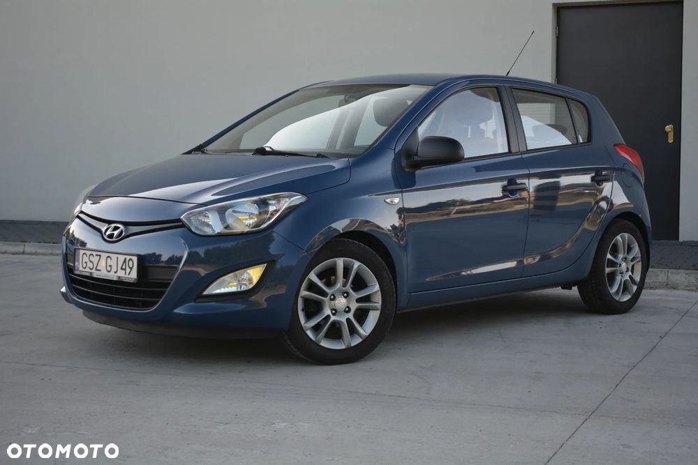 Hyundai i20 - 17