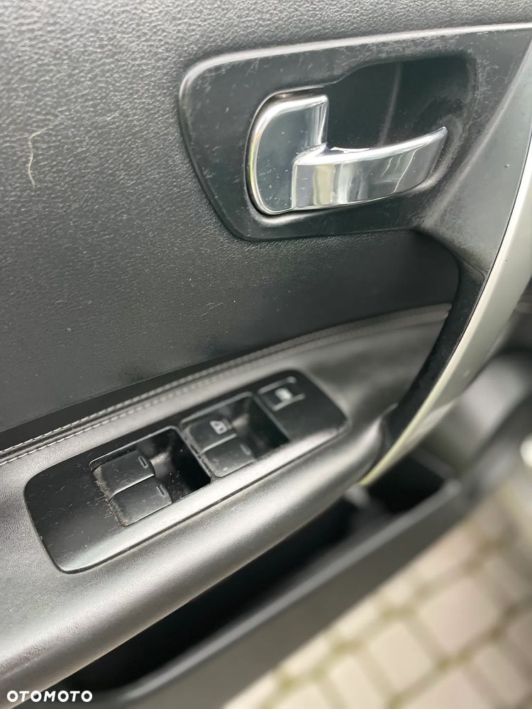 Nissan Qashqai+2 2.0 dCi Tekna - 19