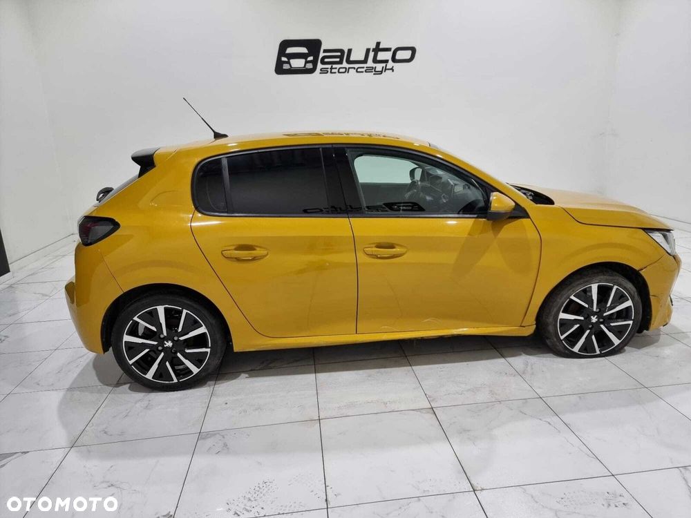 Peugeot 208 - 3