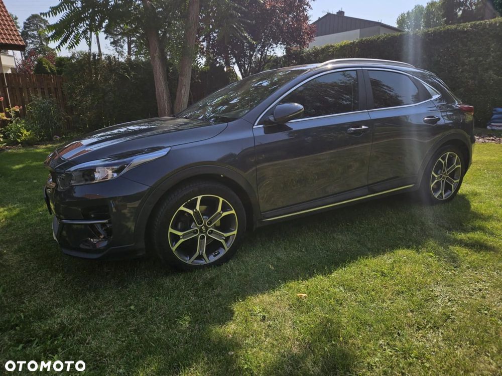 Kia XCeed 1.5 T-GDI L Business Line DCT - 1
