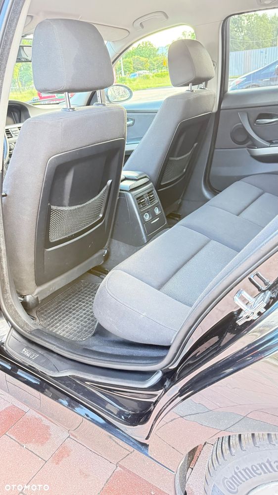 BMW Seria 3 - 12