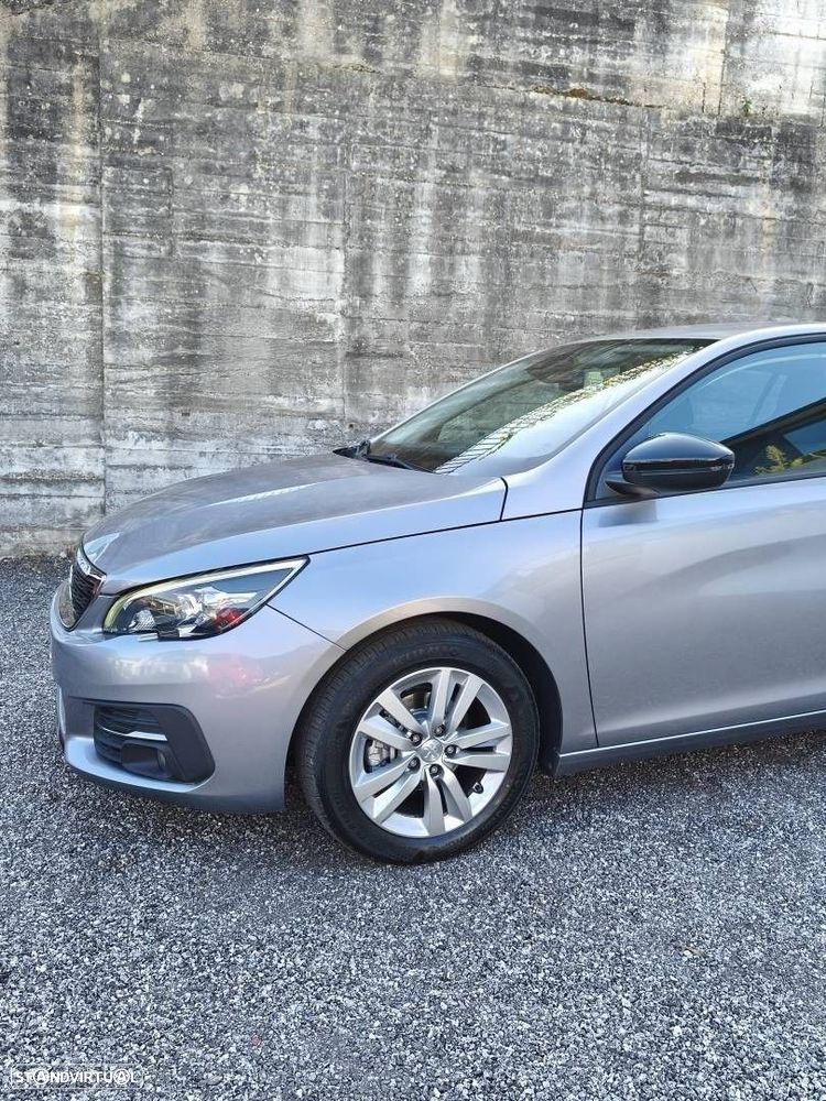Peugeot 308 1.6 BlueHDi Style - 24