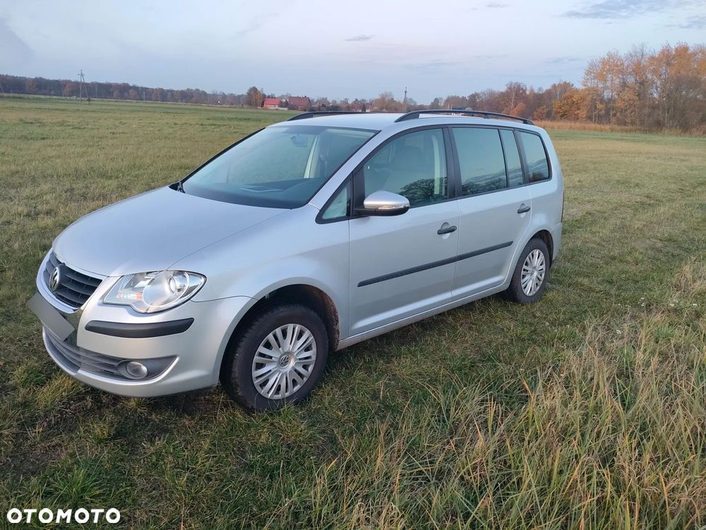 Volkswagen Touran 1.6 Conceptline - 7