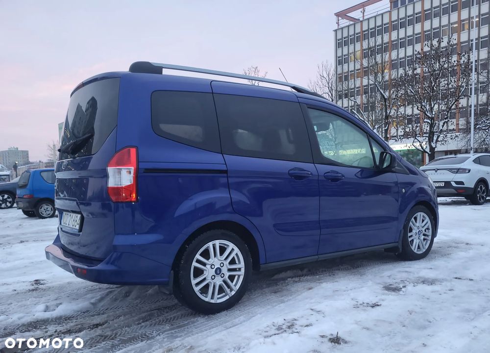 Ford Tourneo Courier 1.5 TDCi Titanium - 8