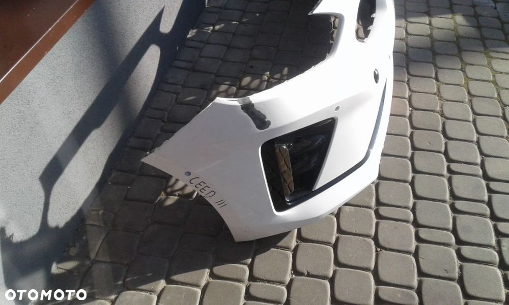 Kia Ceed III 3 GT Line ZDERZAK PRZÓD 6pdc - 3