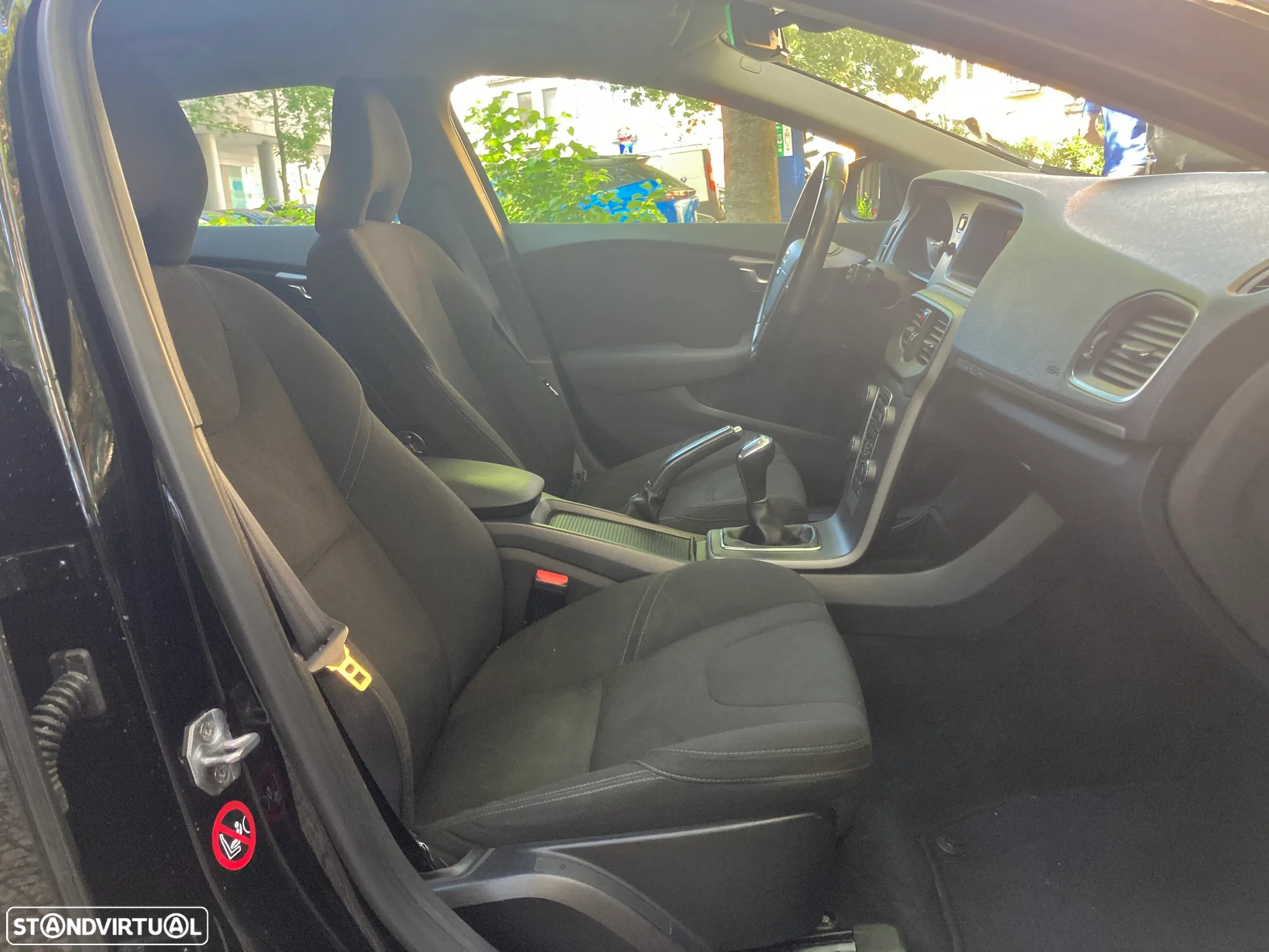 Volvo V40 Cross Country 1.6 D2 Kinetic - 8
