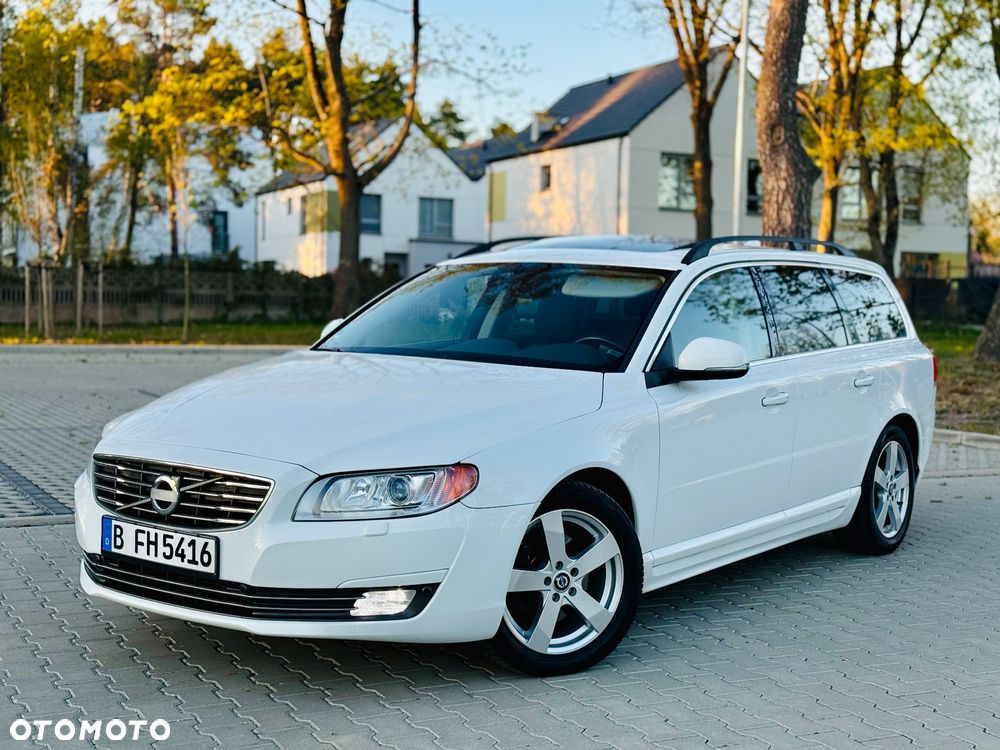 Volvo V70 D2 Momentum - 2