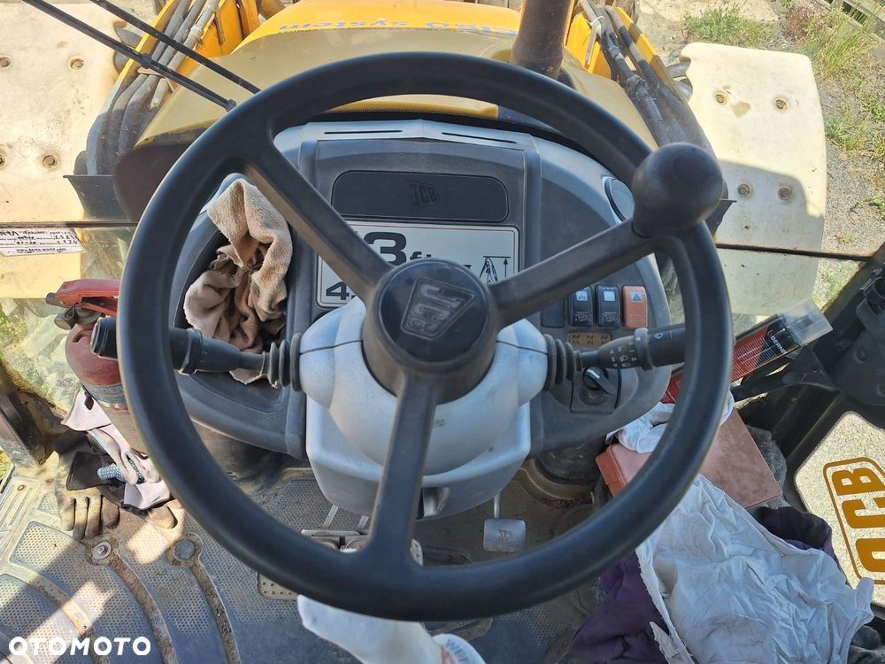 JCB 4Cx 4X4 - 14