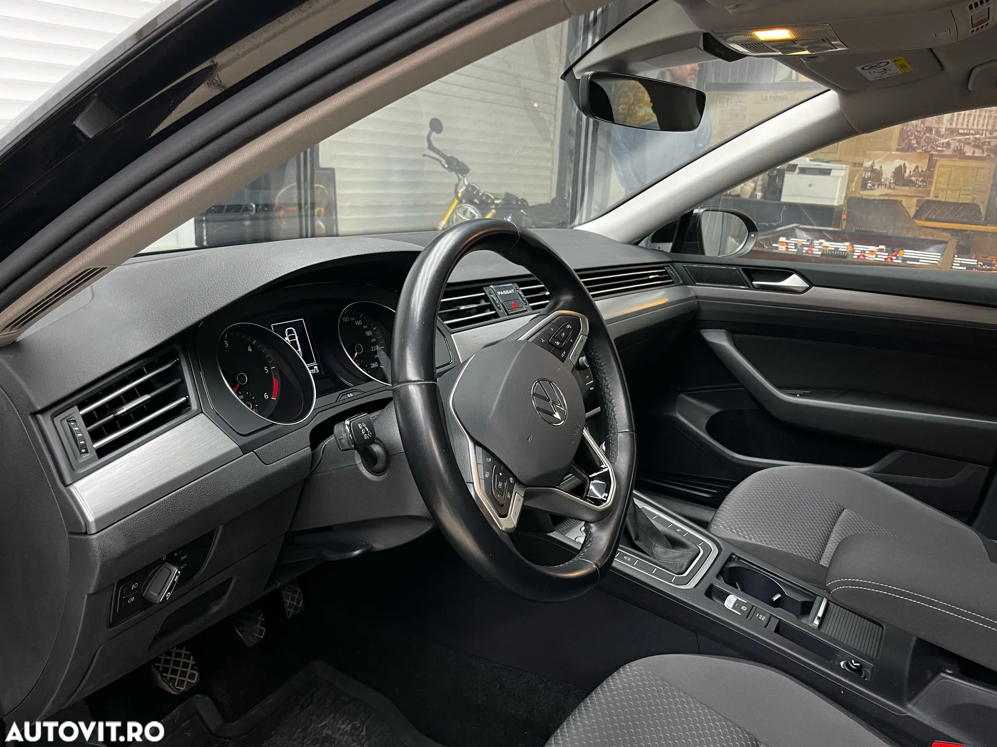 Volkswagen Passat - 19