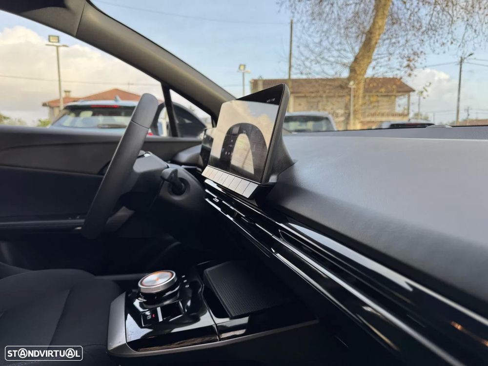 MG MG4 51 kWh Standard - 36