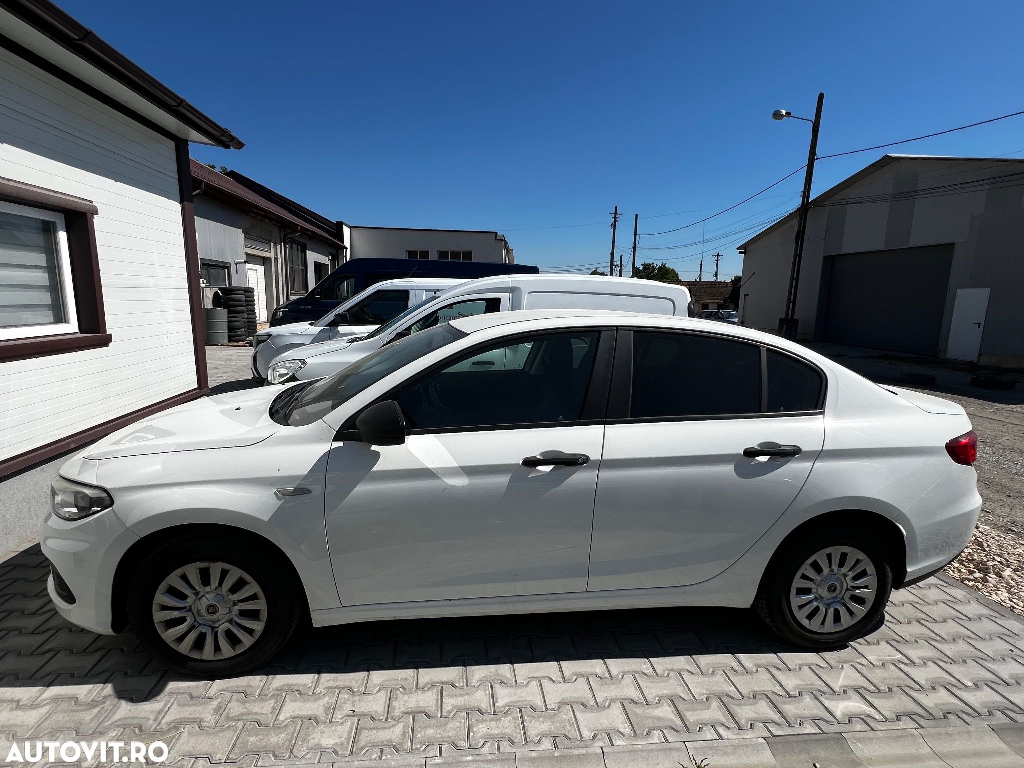 Fiat Tipo 1.3 Mjet Lounge - 1