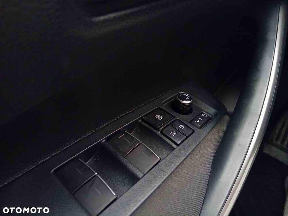 Toyota Corolla 1.8 Hybrid Comfort - 19