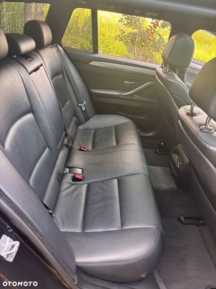 BMW Seria 5 520d Luxury Line - 26
