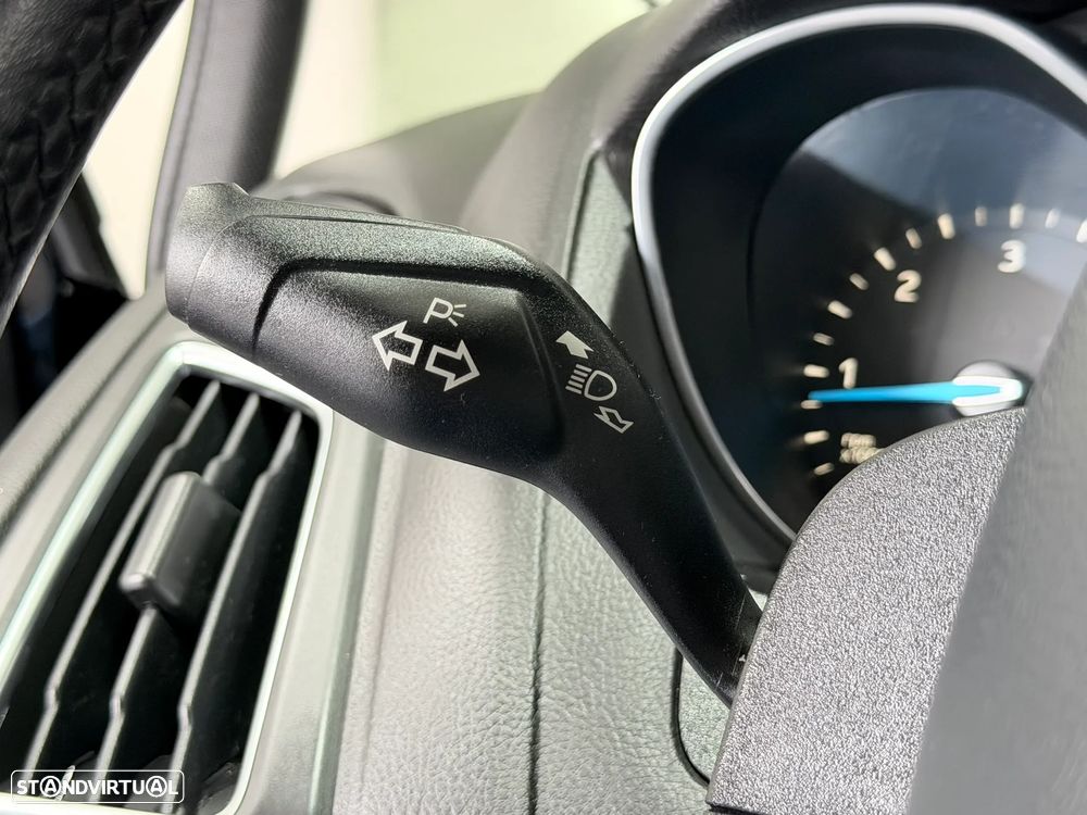 Ford Focus 1.5 TDCi Titanium - 23