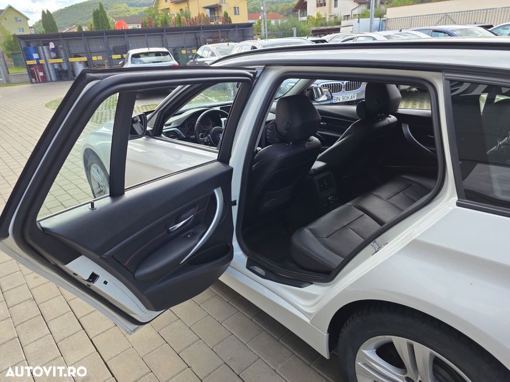 BMW Seria 3 320d xDrive Aut. Sport Line - 23