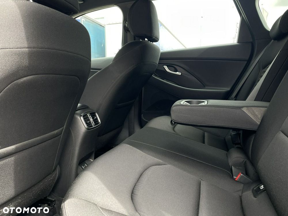 Hyundai i30 - 19