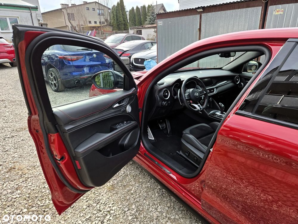 Alfa Romeo Stelvio 2.9 V6 Bi-Turbo Quadrifoglio Q4 - 18