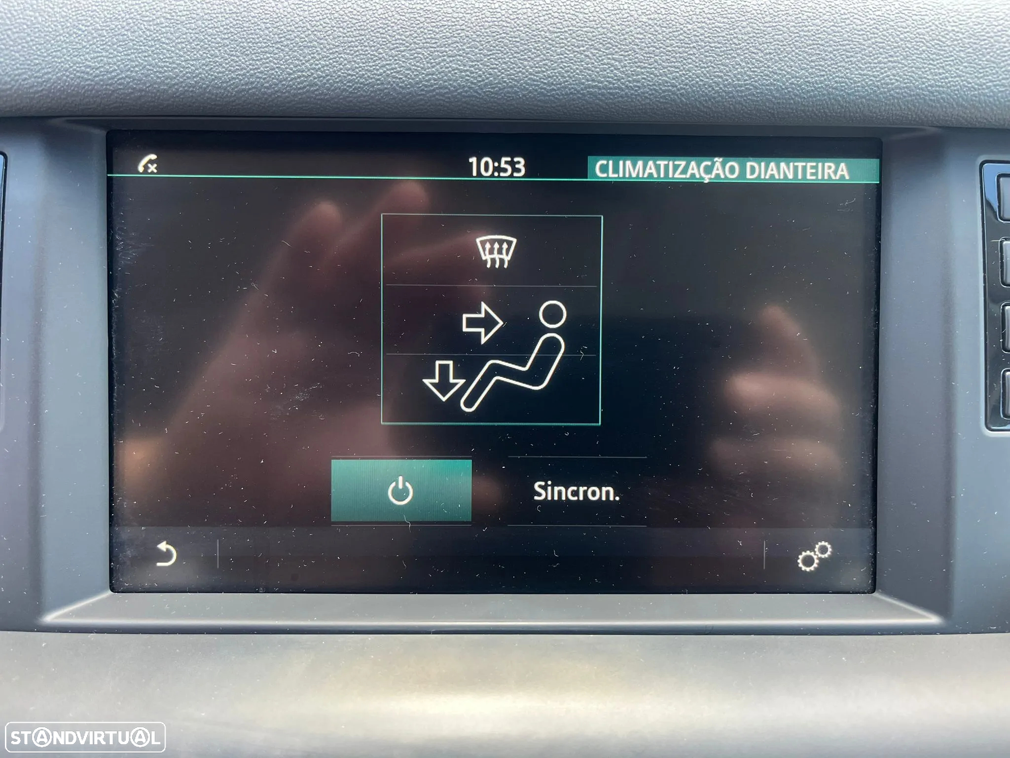 Land Rover Discovery Sport - 42