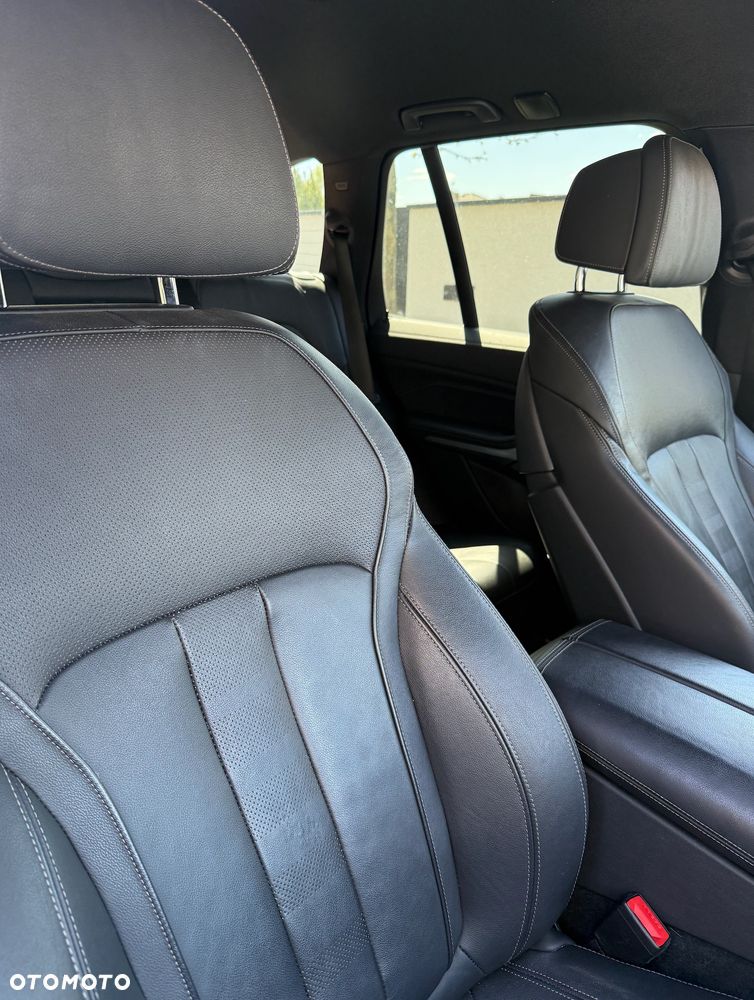BMW X5 xDrive25d - 11