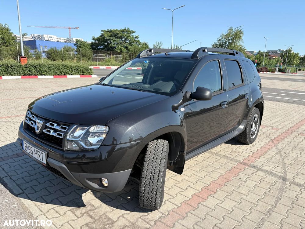 Dacia Duster 1.6 4x4 Laureate - 1