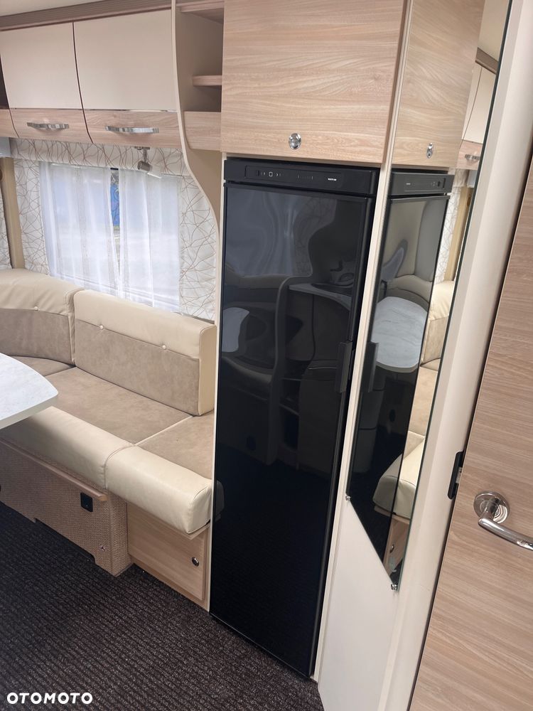Eura Mobil 650 HS - 13
