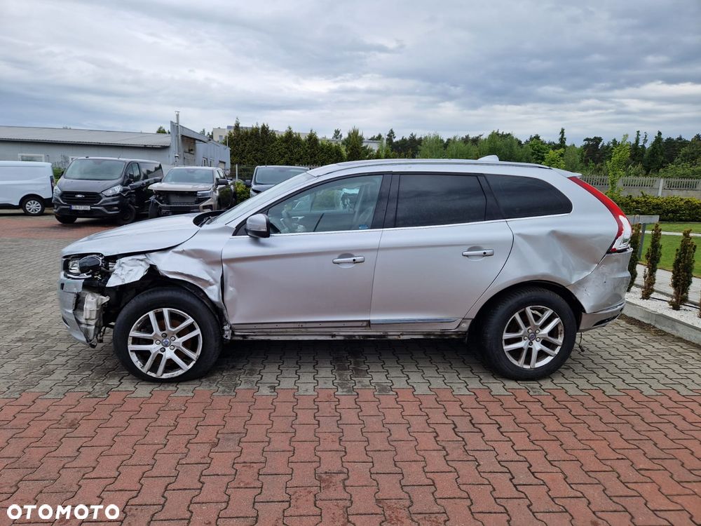 Volvo XC 60 D4 AWD Summum - 5