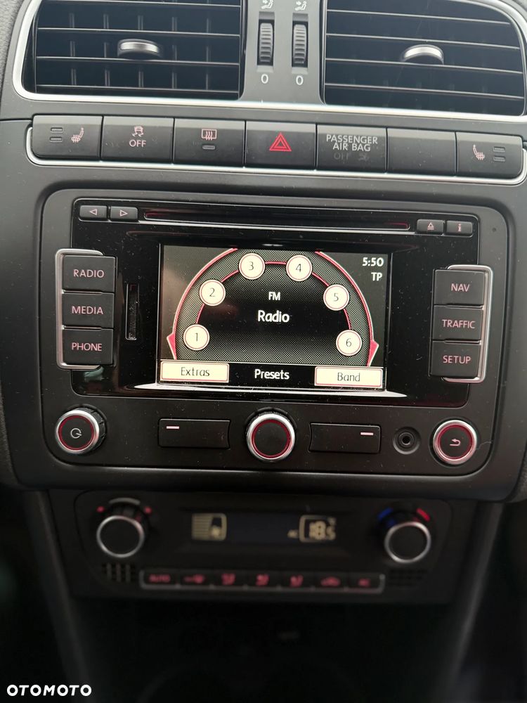 Volkswagen Polo - 35