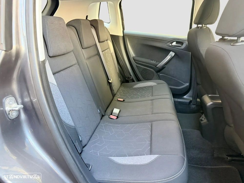 Peugeot 2008 1.2 PureTech Active - 14