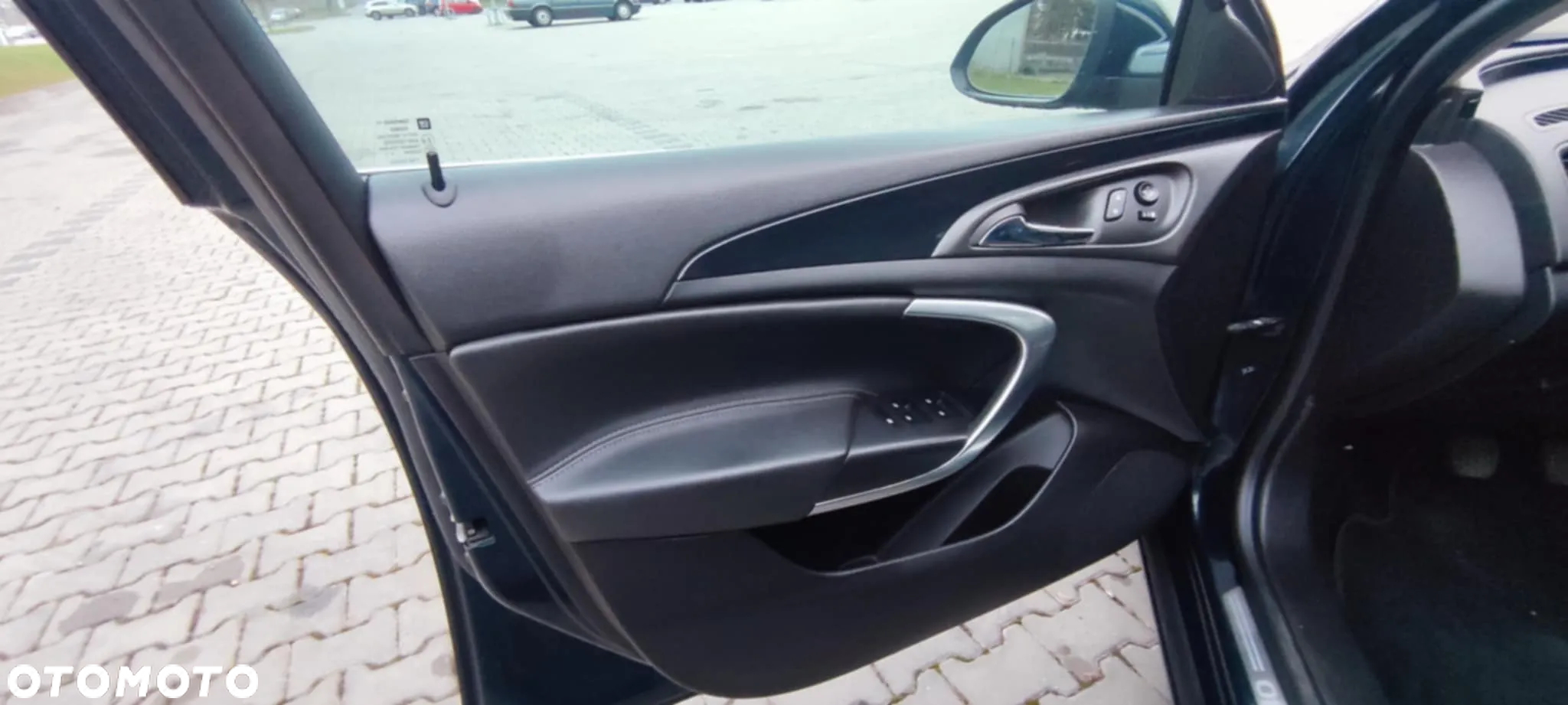 Opel Insignia - 11