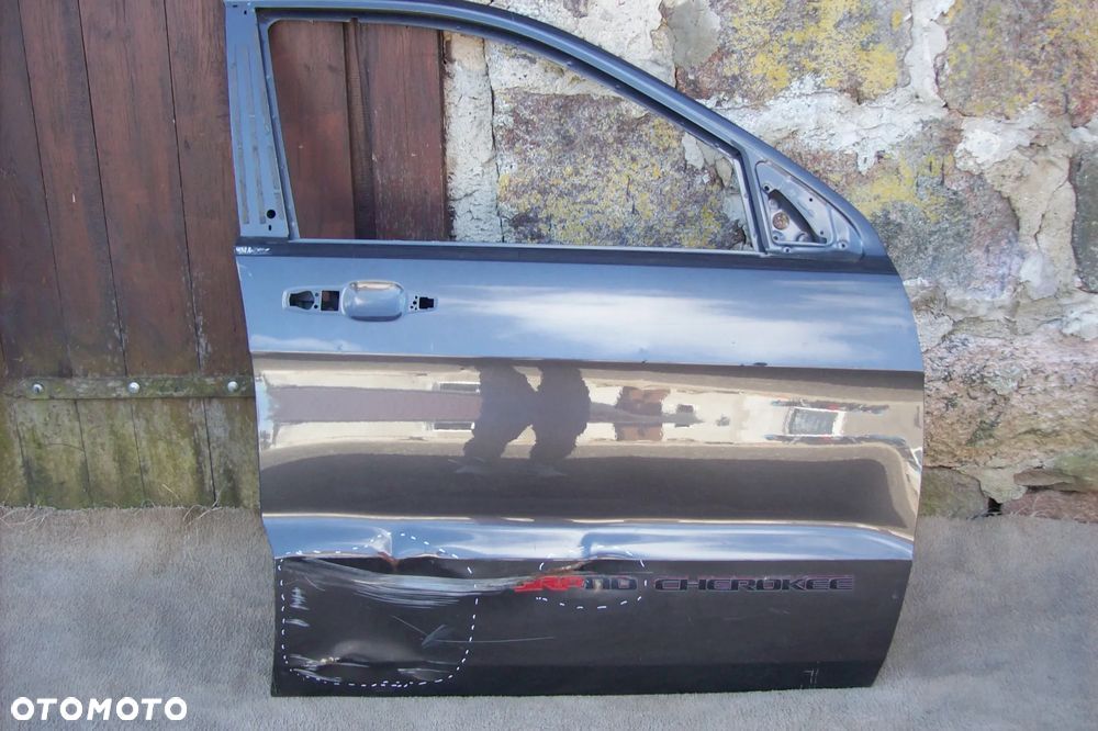 drzwi przednie prawe jeep grnad cherokee wk2 - 1