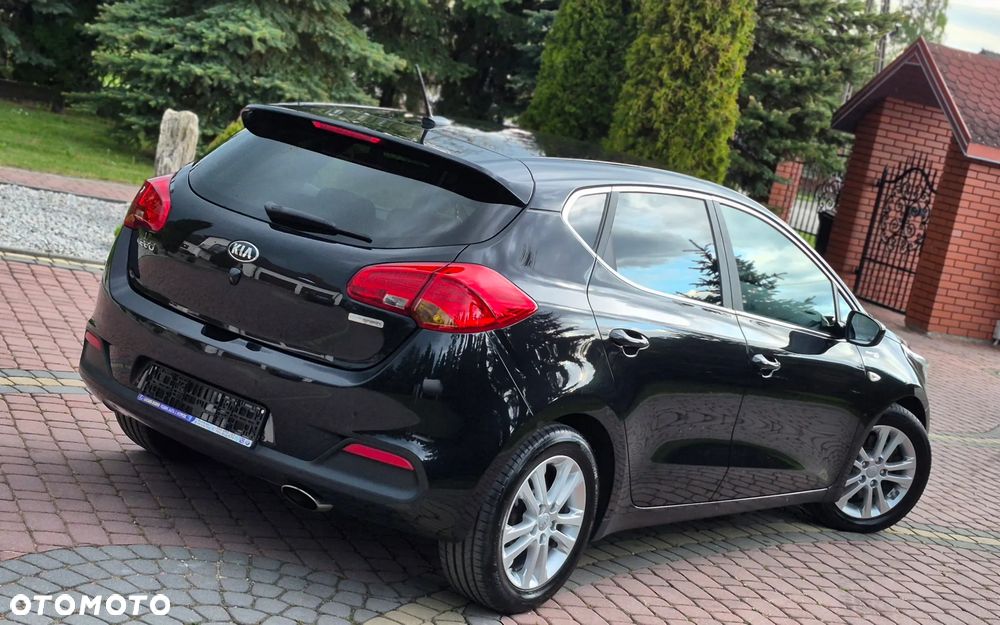 Kia Ceed 1.6 GDI Platinum Edition - 5