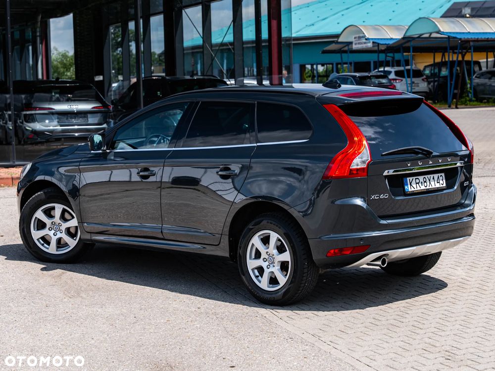 Volvo XC 60 D3 Edition Pro - 10