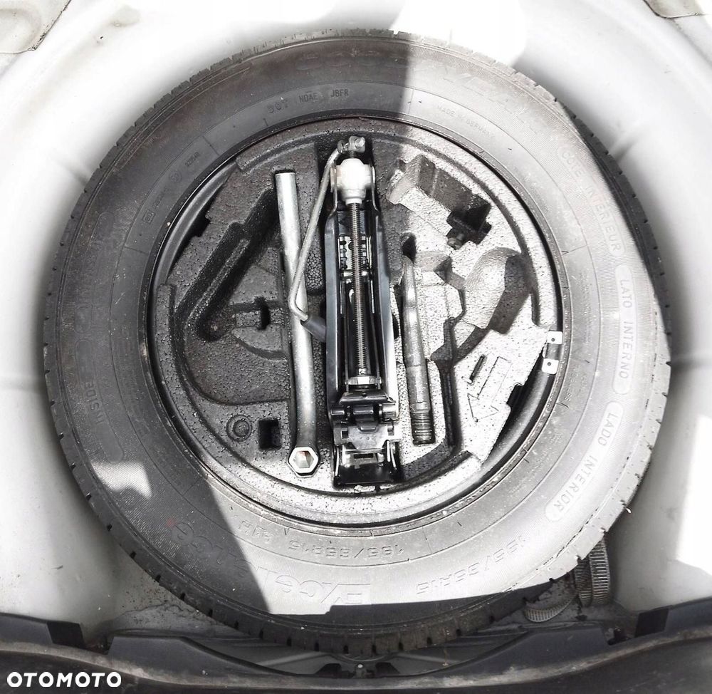 SKODA OCTAVIA II LIFT KOŁO DOJAZDOWE 16" ZAPASOWE LEWAREK ZESTAW - 1