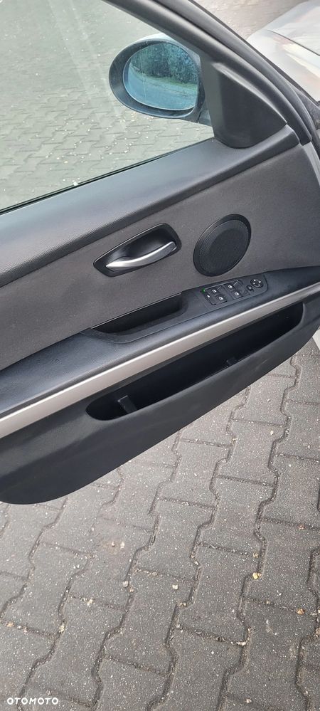 BMW Seria 3 320i Edition Exclusive - 9