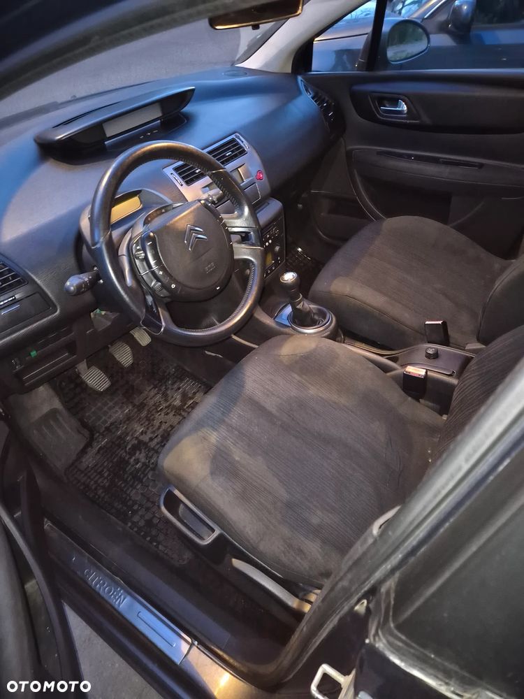 Citroën C4 1.4 16V SX - 24