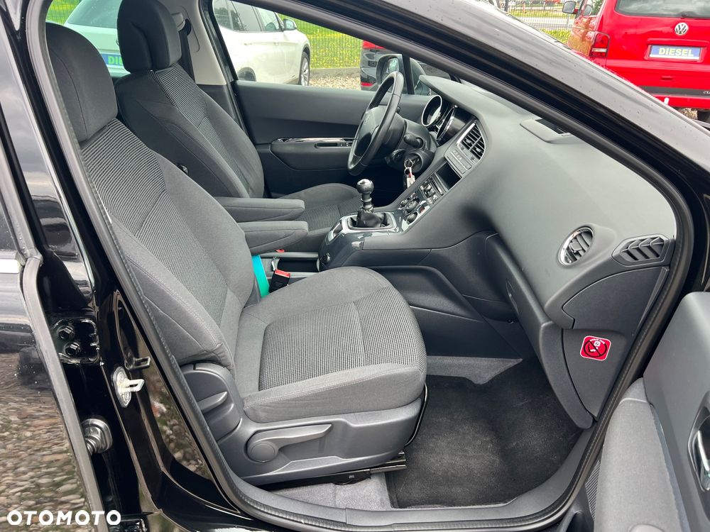 Peugeot 5008 PureTech 130 Access - 25