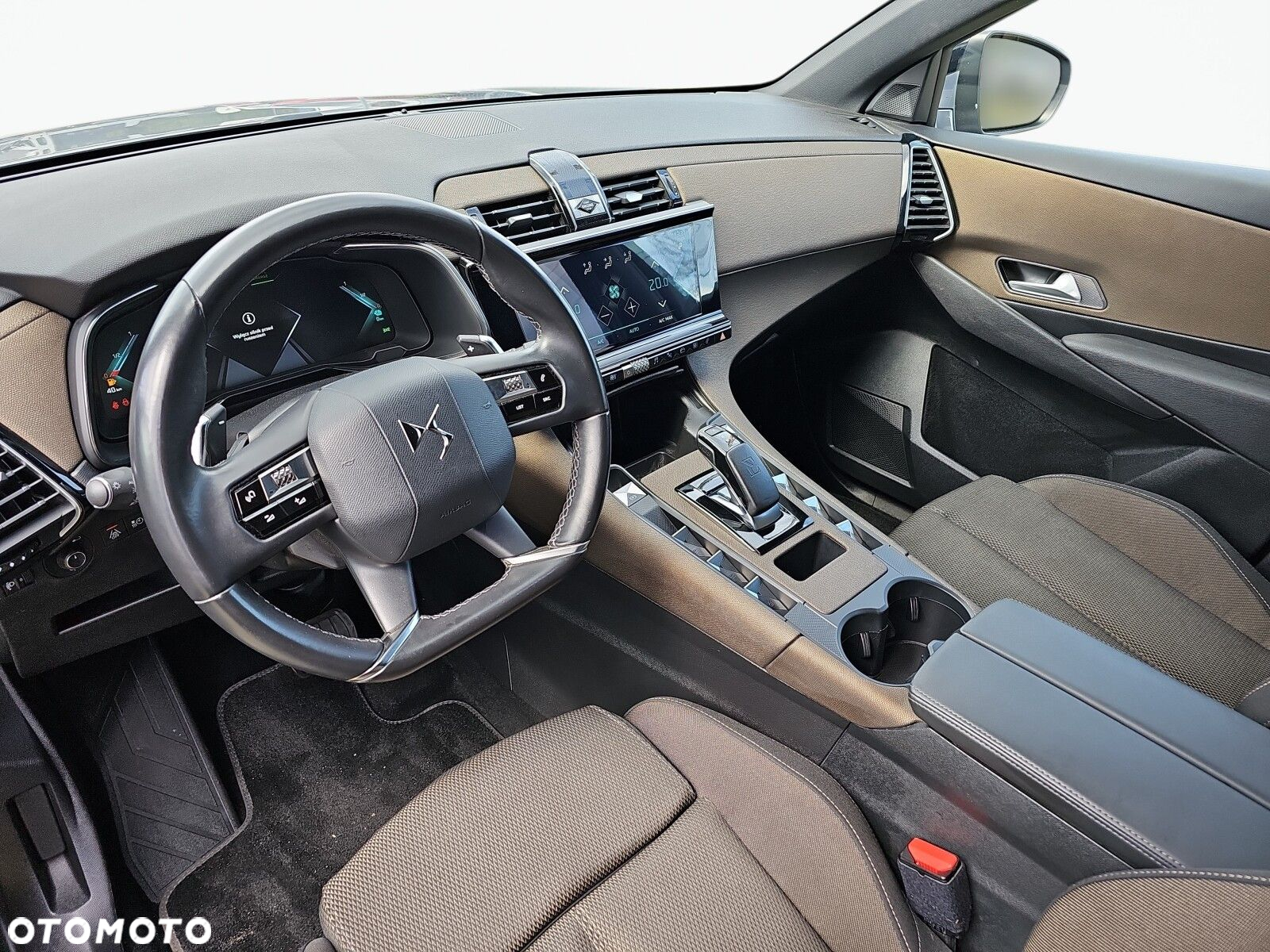 DS Automobiles DS 7 Crossback - 10
