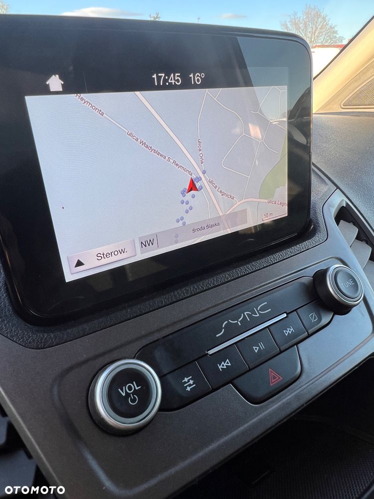 Ford Connect - 17