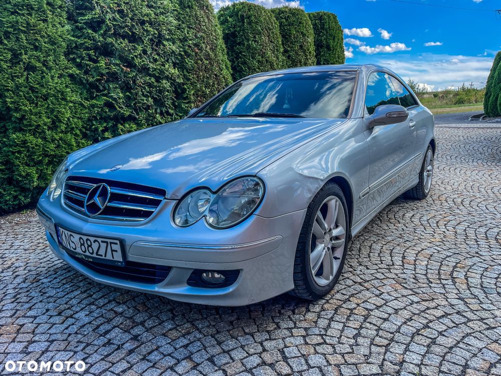 Mercedes-Benz CLK Coupe 220 CDI Avantgarde Sport Edition - 9