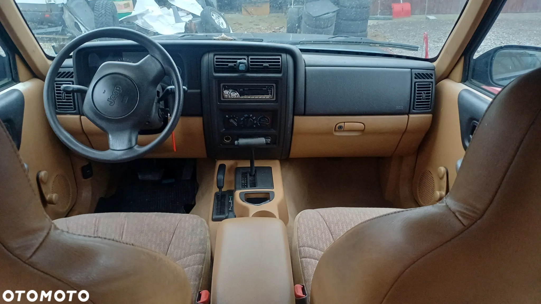 Jeep Cherokee 4.0 - 16