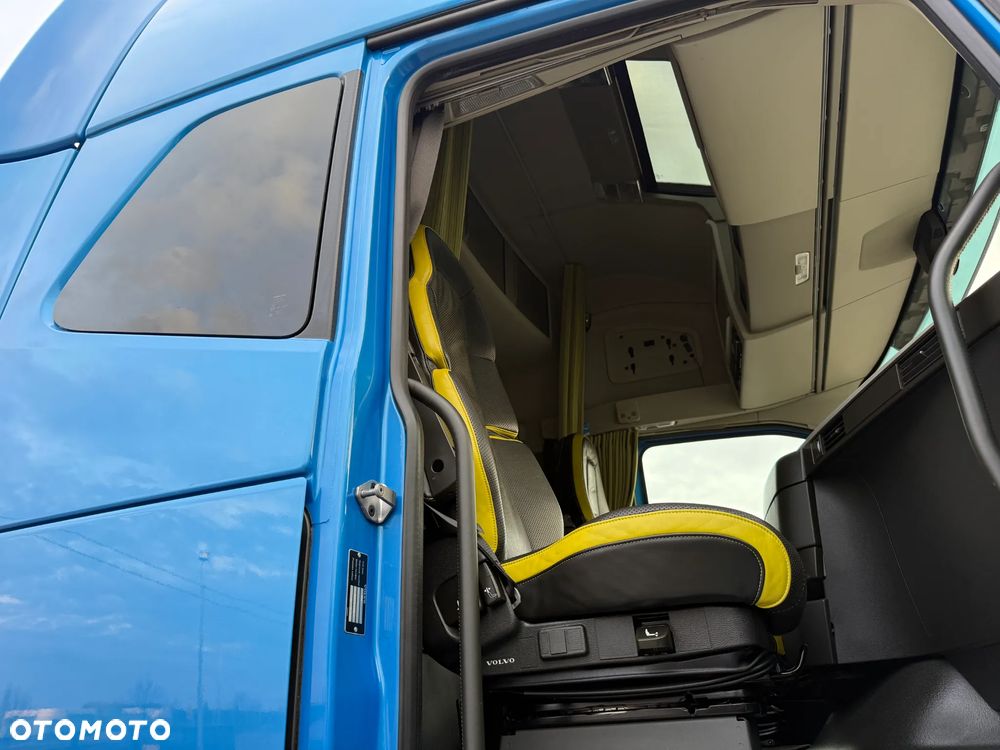 Volvo FH 16 750/RETARDER/SKÓRY/NAVI/XENON/ON1200 L/SPROWADZONY - 29
