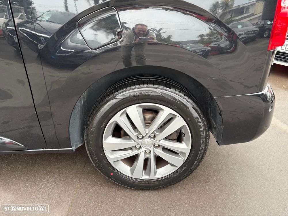 Peugeot Traveller 2.0 BlueHDi L1H1 Allure Compact EAT8 - 18