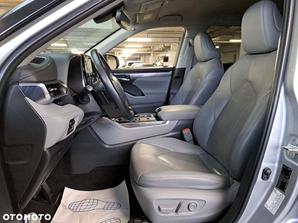 Toyota Highlander - 12