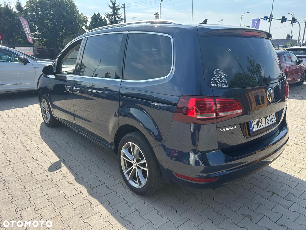 Volkswagen Sharan 2.0 TDI Highline DSG - 10