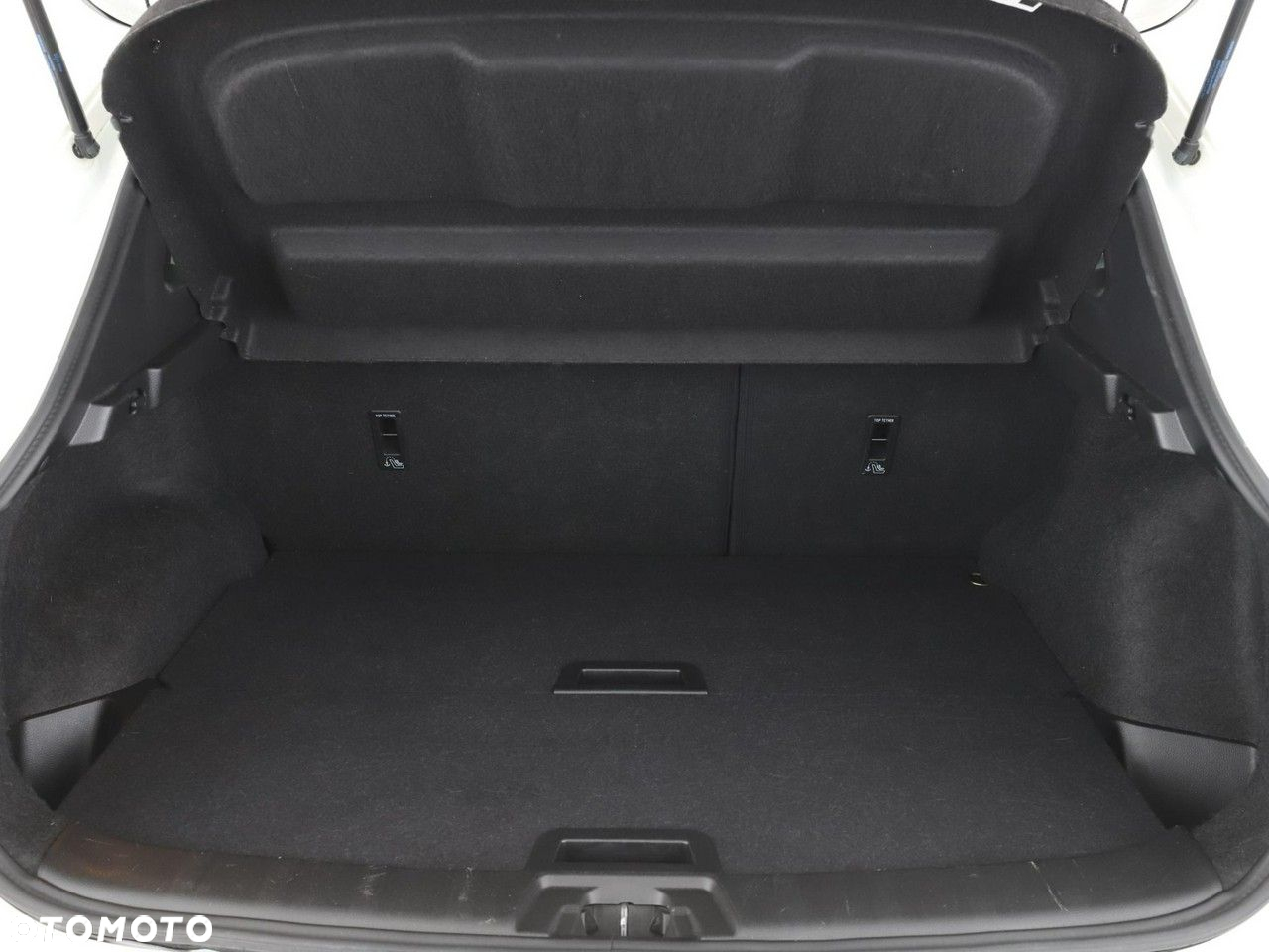 Nissan Qashqai 1.7 dCi N-Connecta - 20